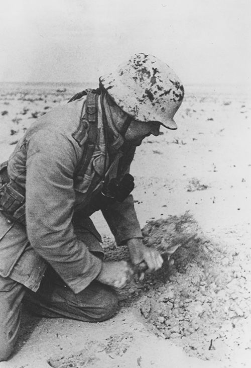 German digging a foxhole