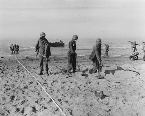 Mine clearing