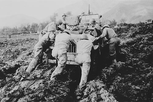 American troops stuck in the mud
