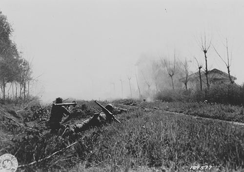 American Rangers on the edge of Anzio 1944