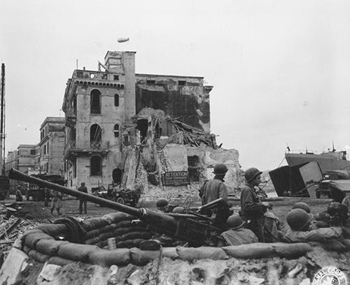 Unloading Anzio Harbour