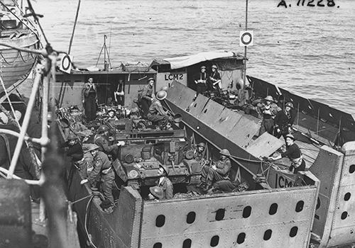 Canadian troops embarking