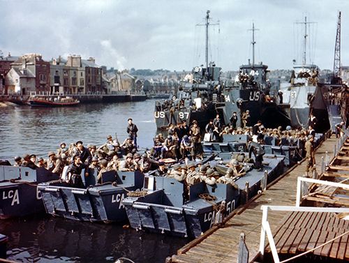 Boarding ships in Weymouth Harbour