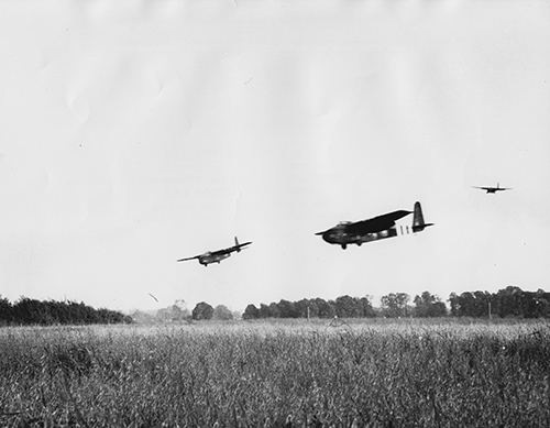 Hamilcar Gliders landing