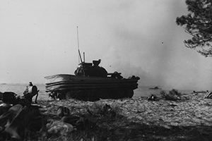 DD tank lands near red beach area of Utah Beach