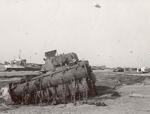 A Sherman Crab flail tank
