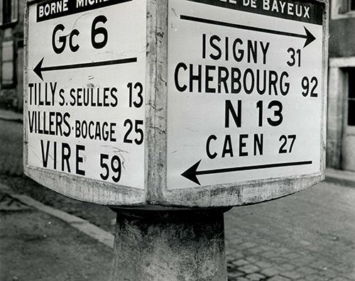 Bayeux street sign