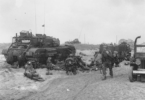 Troops of 3rd Division on Queen beach