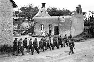 German prisoners captured at Lingevres