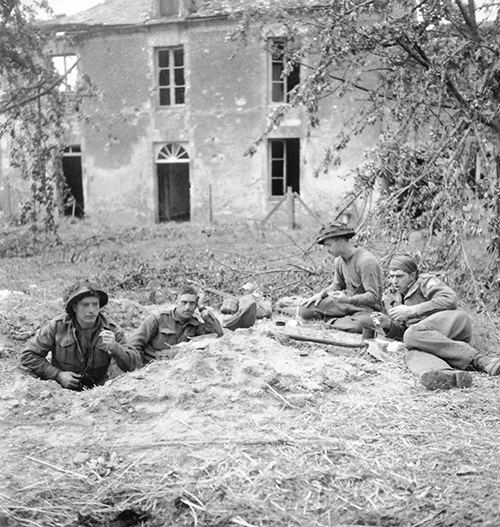 Soldiers of the Highland Light Infantry of Canada