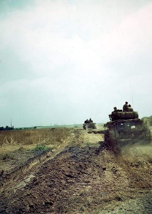 7th Armoured Division Cromwell A27M tanks