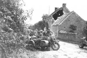 Soldiers from B Company, Argylls of Canada