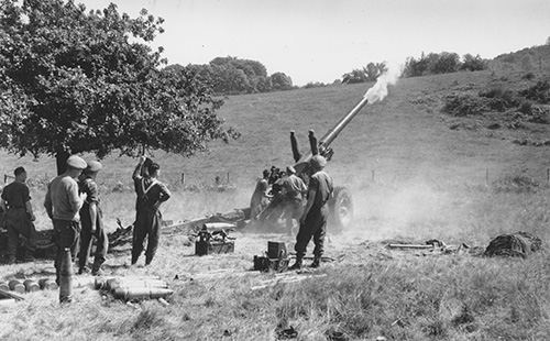 5.5 inch gun firing near Vallee