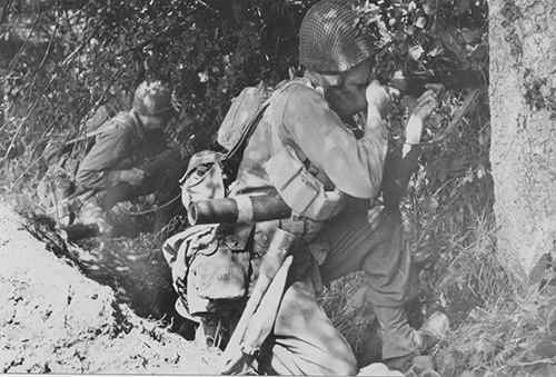 GIs from the 30th Infantry Division