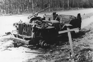 Browse Burnt out jeep (BU 4132)