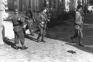 Captured airborne troops