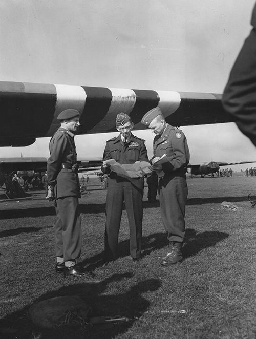 Air Chief Marshal Sir Arthur W Tedder and Lieutenant General F A M Browning (CH 13856)