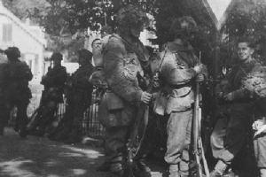 British paratroopers from 4th Parachute Bde