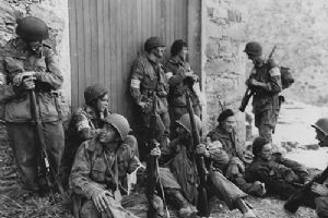 6 AB Div with American Airborne Troops