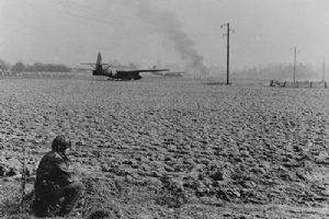 Horsa gliders landing near Hamminkeln