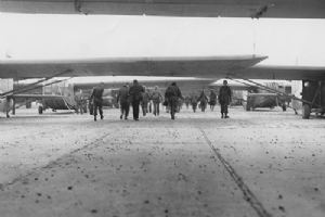 Troops of the 439th Carrier Group