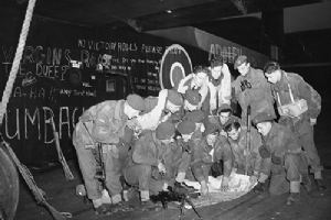 Men of the 3rd Airlanding Anti-Tank Battery