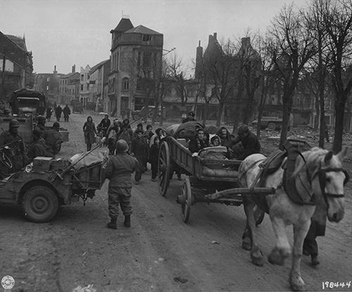 A group of refugees in Bastogne