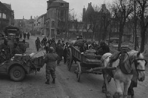 A group of refugees in Bastogne