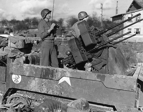 Men of the 390th AAA Bn