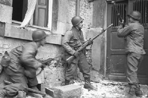 Infantrymen of the 117th Infantry Regiment