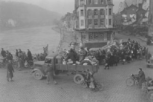 Refugees on a mined bridge