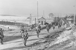 Members from the 137th Infantry Regiment